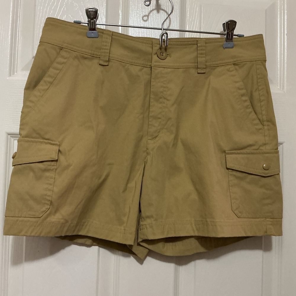 Eddie Bauer Cargo Pocket Women's Shorts Mustard 10 New No Tags Hiking Walking